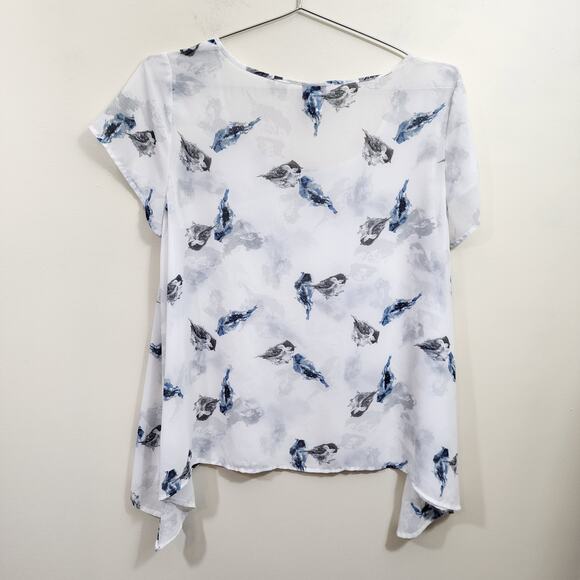 Torrid sheer short sleeve bird print shark bite hemline blouse woman's size 1X - Picture 4 of 11